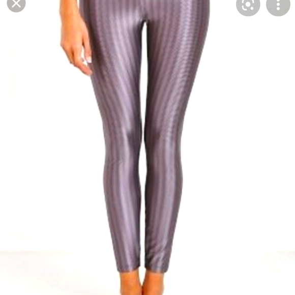 Koral Pants - Koral  Revolve Lustrous Reg Rise  leggings sz M